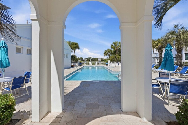 Building Photo - 419 Lakefront Dr