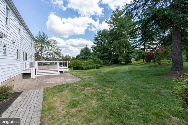 Building Photo - 1213 Clearfield Cir
