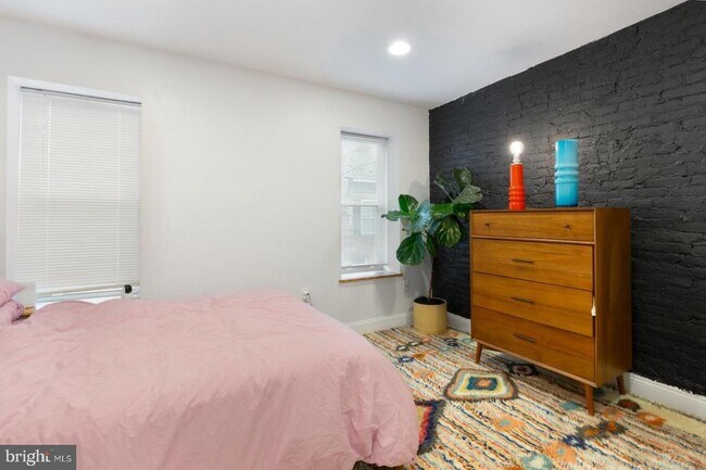 Building Photo - 2322 Wilder St