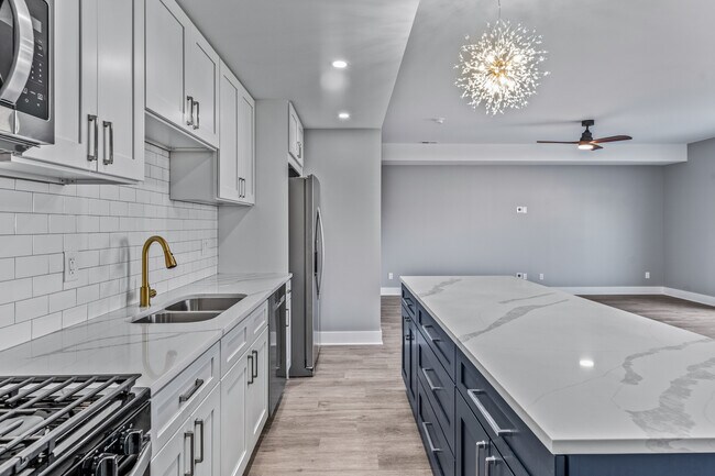 Building Photo - 1311 Sage Ln