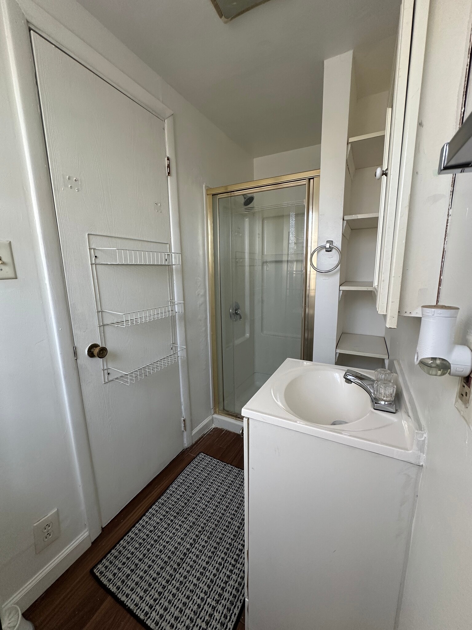 Building Photo - 134 Sherman St