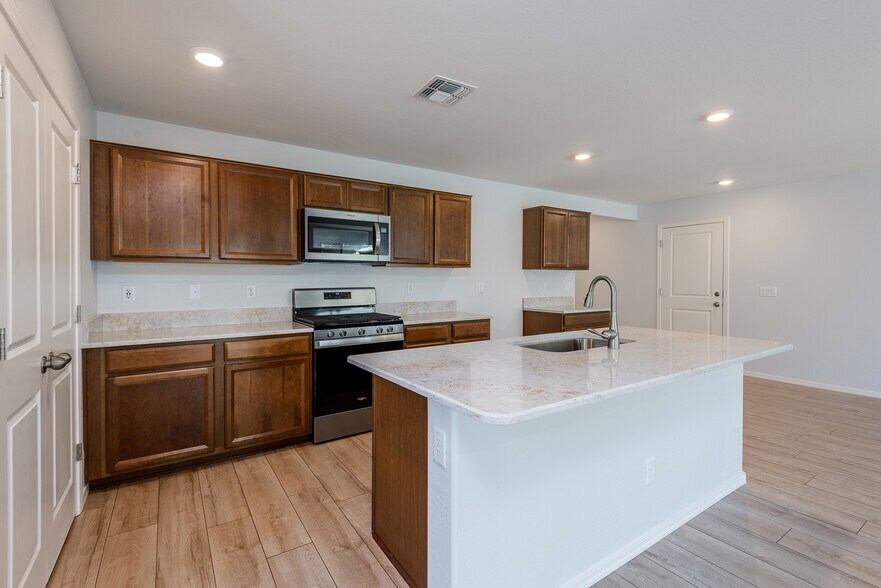 Kitchen - 16238 W La Ventilla Way