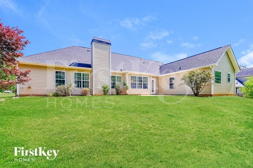 Building Photo - 207 Windpher Ridge