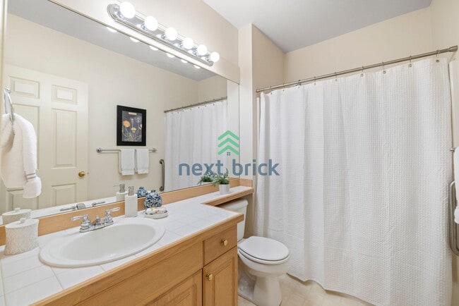 Building Photo - Stunning 3 BEDS & 2 BATH SINGLE FAMILY HOUSE FOR RENT