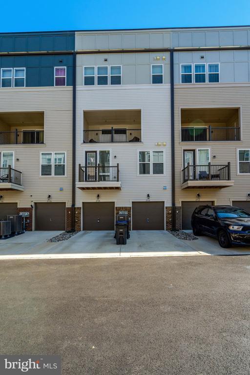 Building Photo - 2508 Neabsco Common Pl