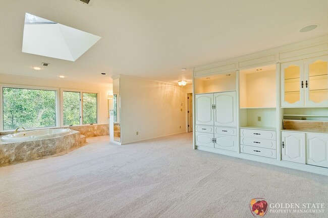 Building Photo - Spacious Los Altos Hills Home with Stunnin...