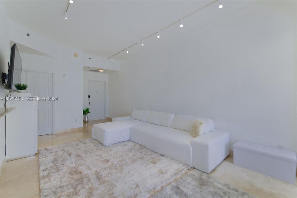 Building Photo - 145 Jefferson Ave