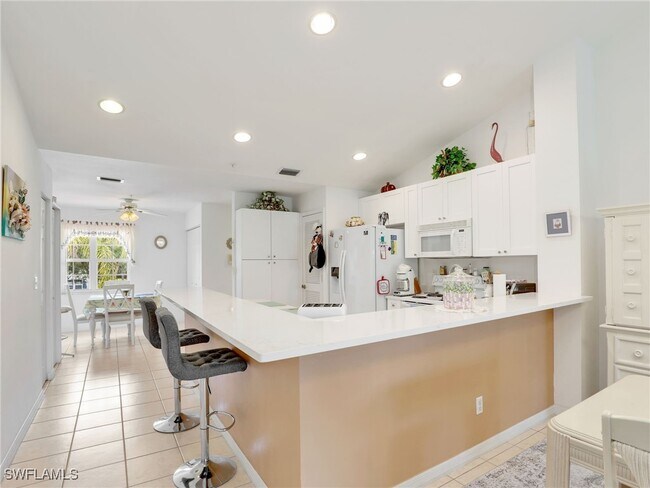 Building Photo - 5015 Cedar Springs Dr