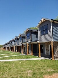 Building Photo - Sunburst Villas - Campbell County - Brookv...