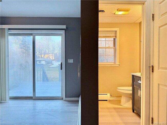 Building Photo - 18 Old Little Britain Rd