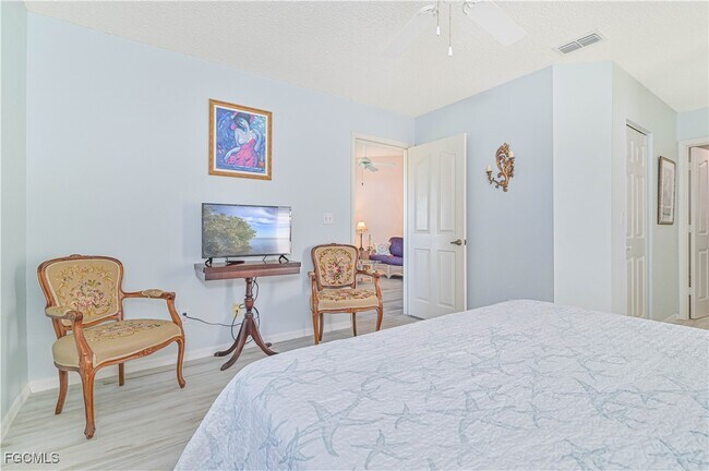 Building Photo - 915 New Waterford Dr