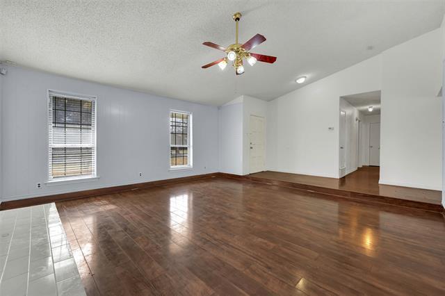 Building Photo - 1809 Trowbridge St