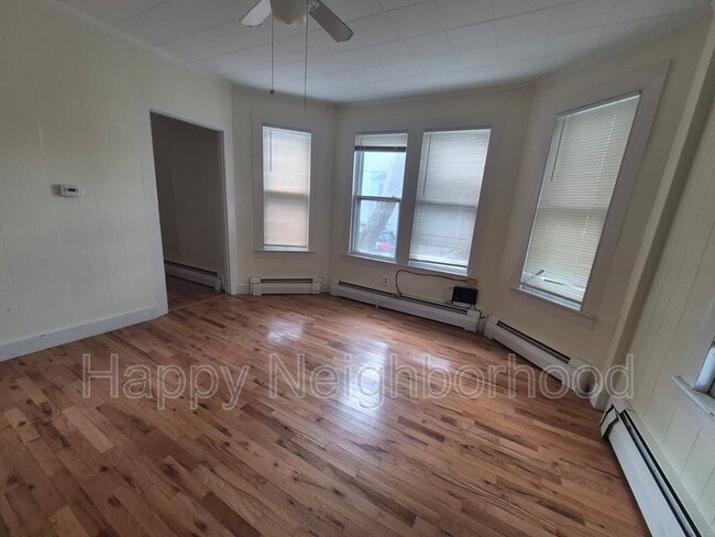 Building Photo - 209 Pearl St