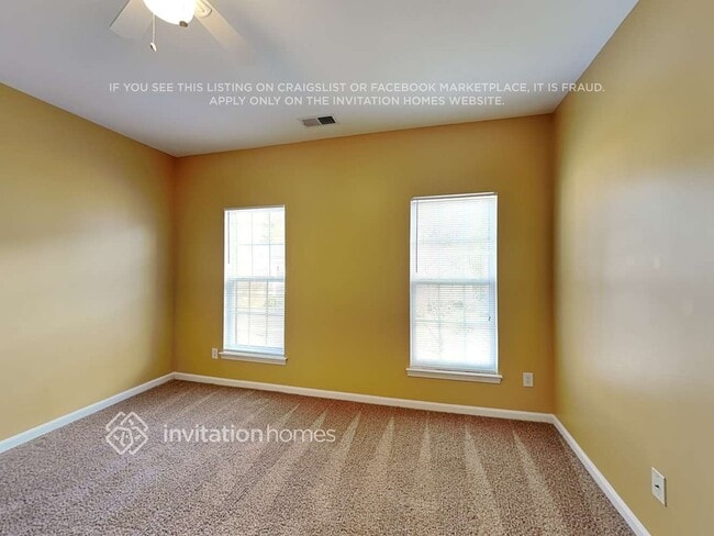 Building Photo - 10124 Rivendell Ln