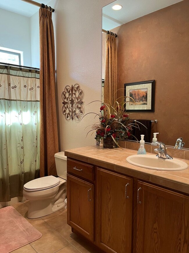 Building Photo - 1484 Aztec Cove