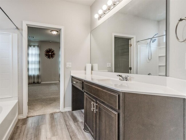 Building Photo - 14805 Gravity Falls Ln
