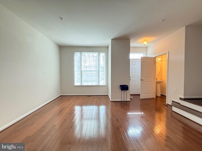 Building Photo - 7296 Dorchester Woods Ln