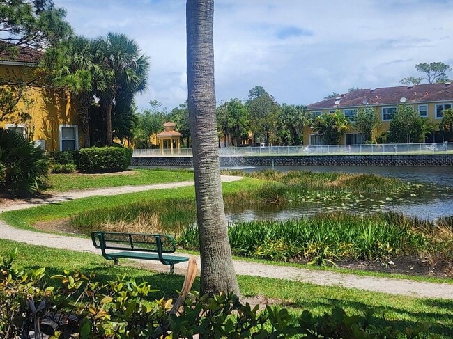 Building Photo - 971 Pipers Cay Dr