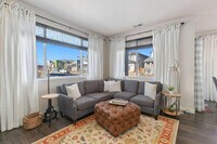 Building Photo - 6801 Warren Dr