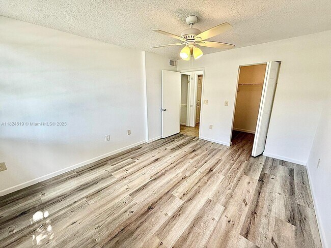 Building Photo - 1727 Village Blvd
