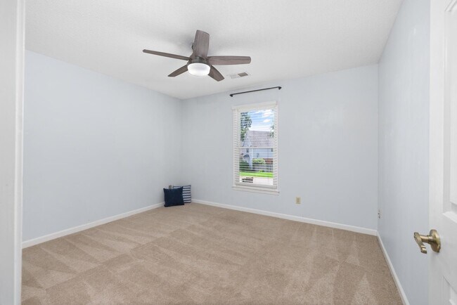 Building Photo - 3075 Stonecrest Cir