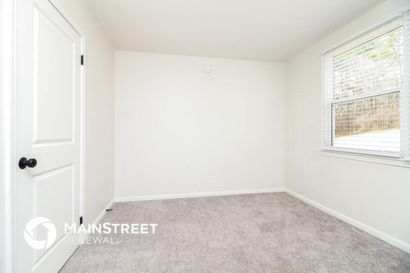 Building Photo - 405 Dahlia Dr