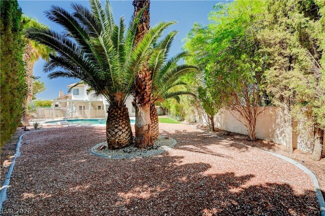 Building Photo - 2704 Fire Water Ct