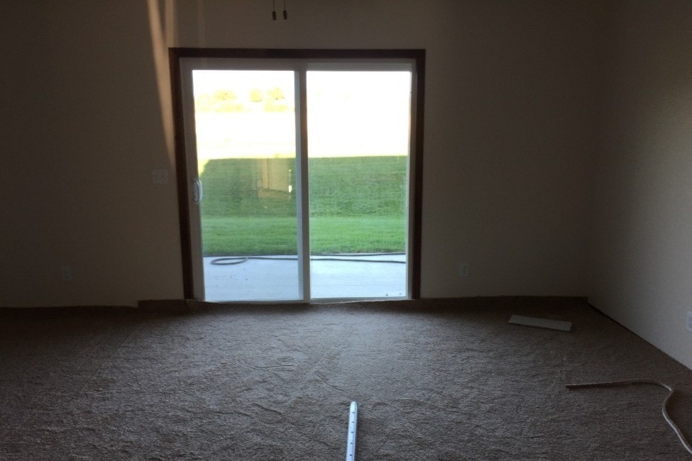 Living Room - 1910 Wrigley St