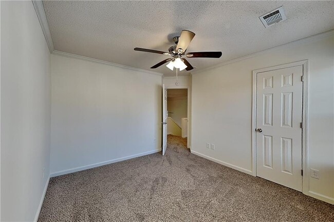 Building Photo - 595 Alstonefield Dr