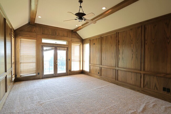 Building Photo - 5700 FM 424-