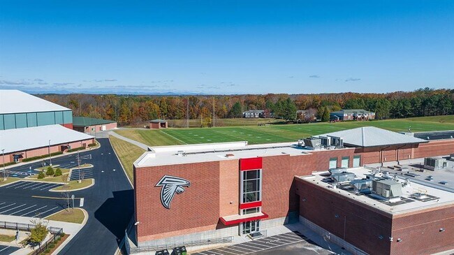 Building Photo - 6741 Leigh St