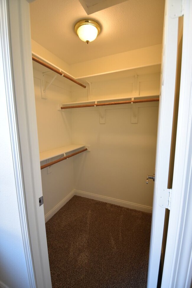 Building Photo - 3 Bedroom 2 1/2 Bath Rental in Copeland Farms Sub