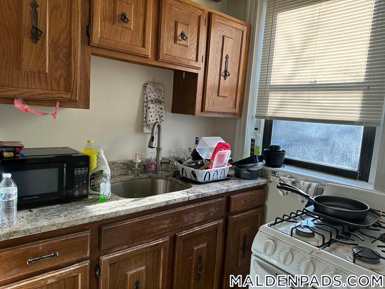 Building Photo - 17-19 Washington St.