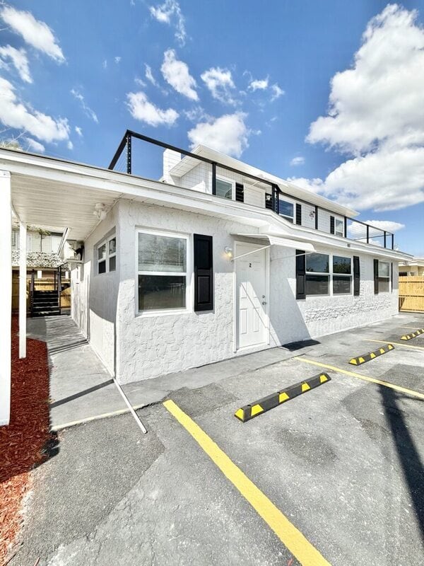 Building Photo - 80 146th Ave