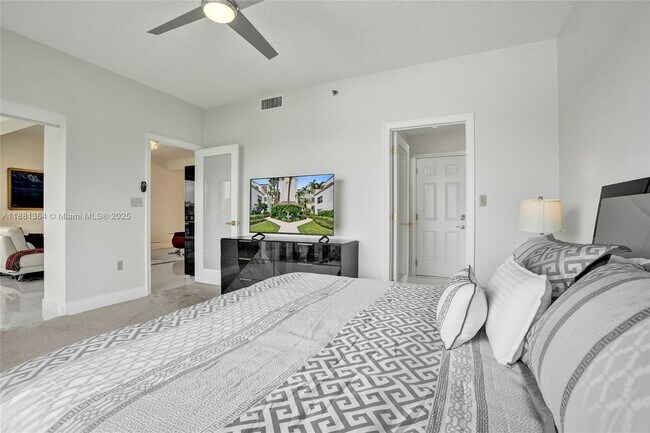 Building Photo - 925 Oak Harbour Dr