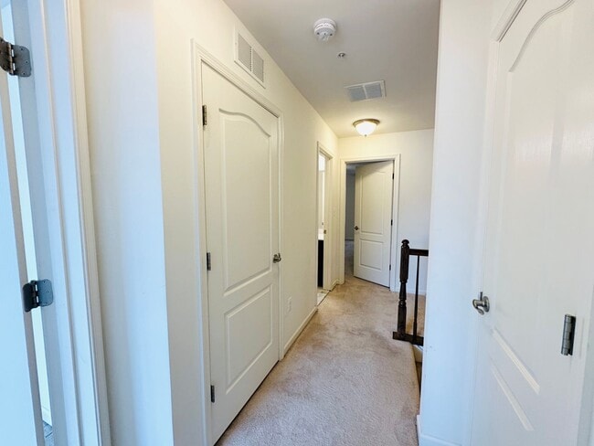 Building Photo - TOWNHOME AVAILABLE IN BALTIMORE CITY