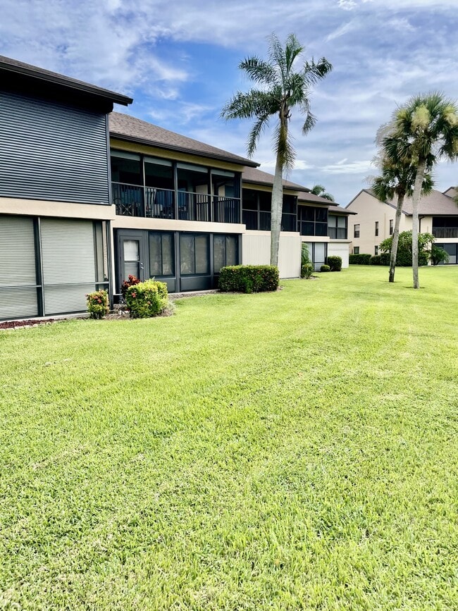 Building Photo - 15493 Admiralty Cir