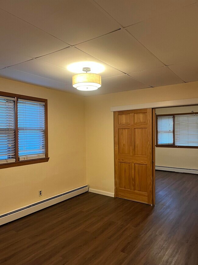 Building Photo - 36 Humphrey Ave