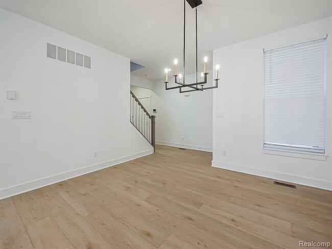 Building Photo - 41567 Breck