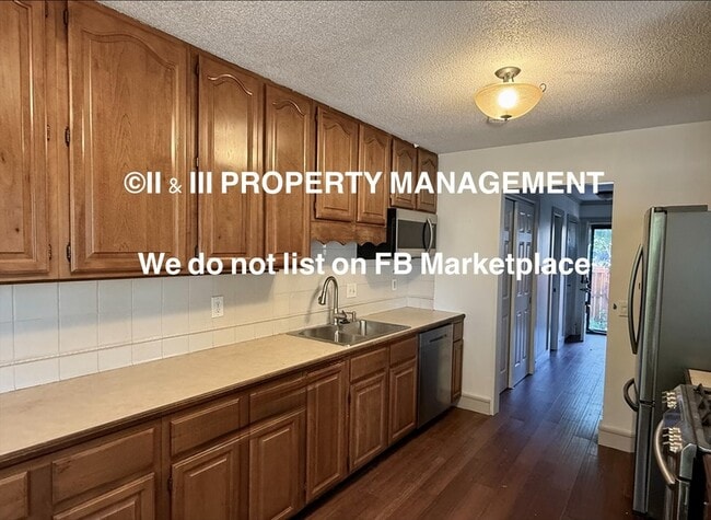 Building Photo - 8602 W 84th St