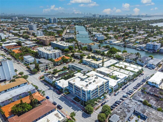 Building Photo - 8340 Harding Ave