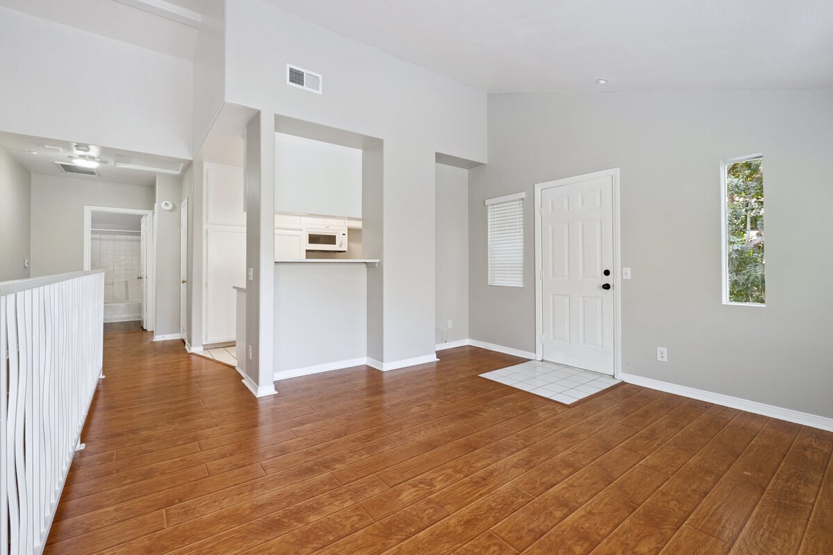 Building Photo - 3709 Las Flores Canyon Rd