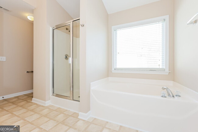 Building Photo - 151 Oak Haven Dr