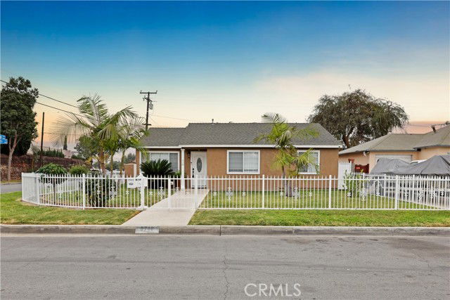 Building Photo - 8740 Byers St