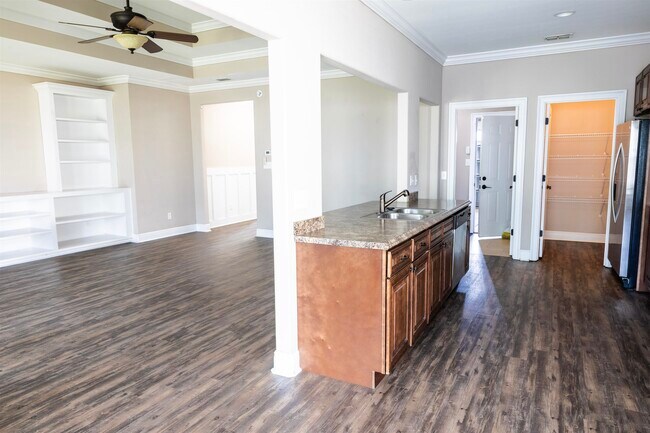 Building Photo - 2475 Tippecanoe Ridge
