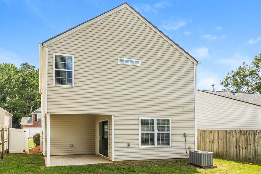 Building Photo - 141 Oak Grove Pl