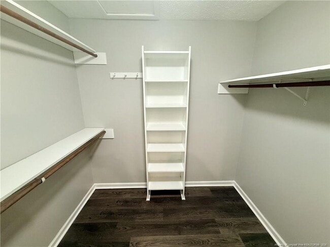 Building Photo - 632 Bromsworth Trail
