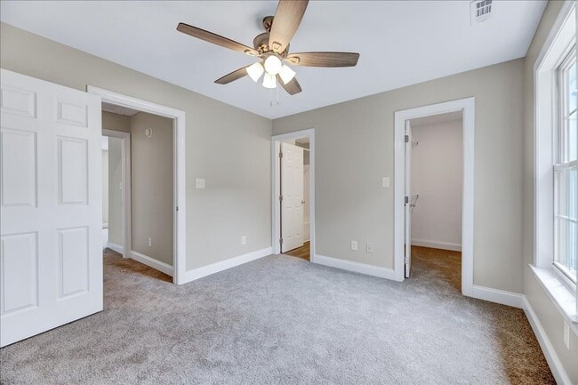 Building Photo - Updated 2 Bedroom Townhouse in Clayton