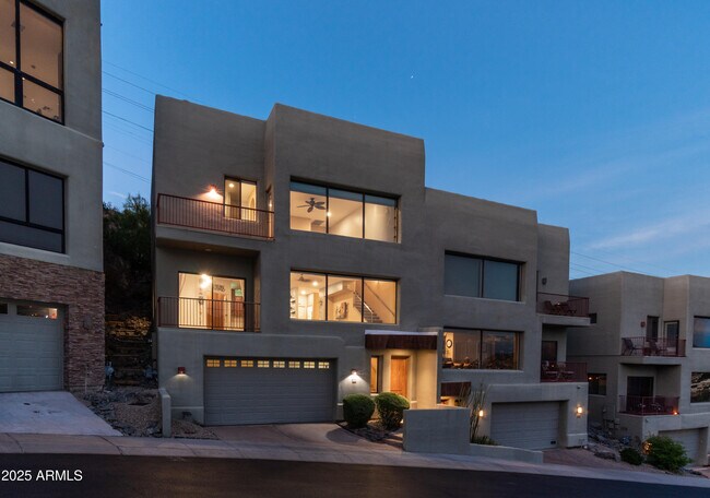 Building Photo - 44 W Foothill Dr