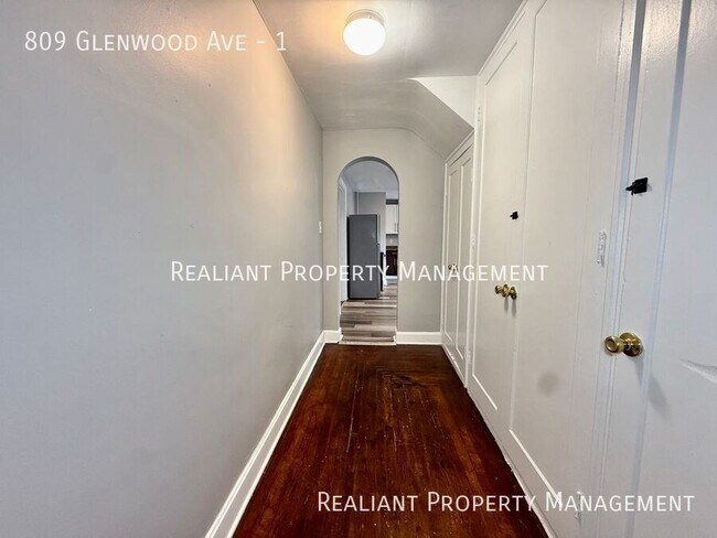 Building Photo - 809 Glenwood Ave